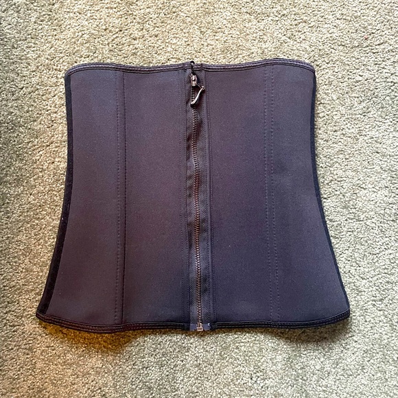 revenge body | Accessories | Revenge Body Hourglass Waist Trainer | Poshmark